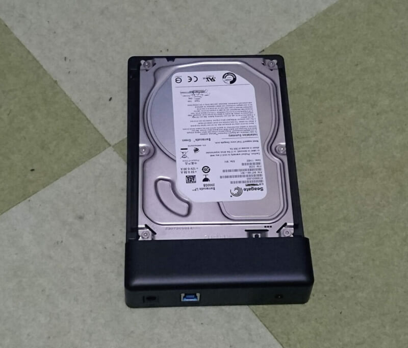 ゲームHDDブラケット PS4Pro用の保護超薄型熱放散コンソールハードディスクドライブトレイ