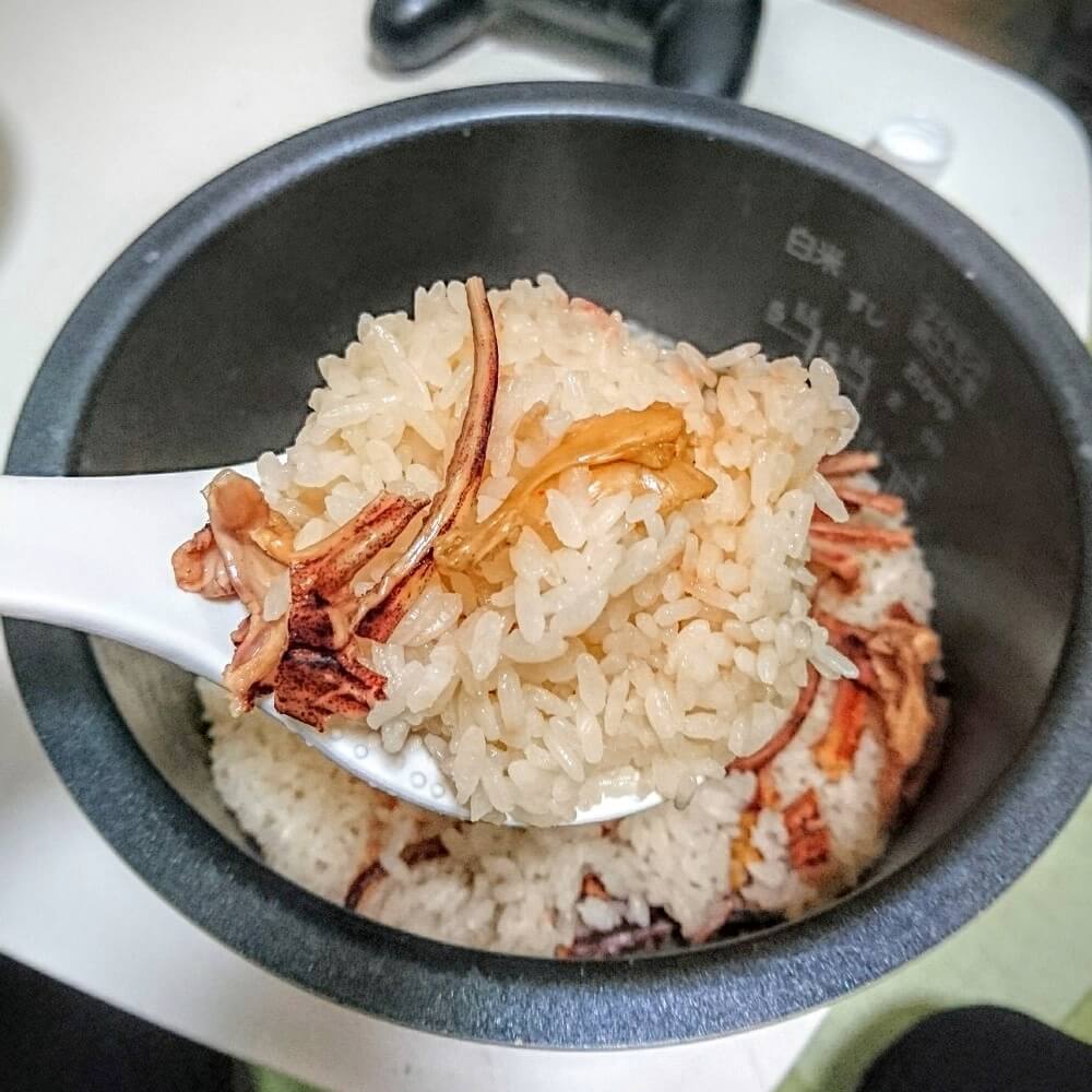 これはイカ飯 いかゲソで炊き込みご飯を作ってみた 貧乏飯日記 アラサー男子看護師ブログ