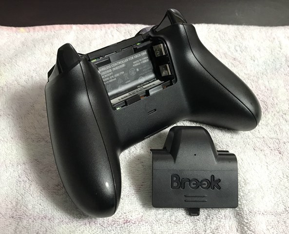 スマブラsp Switchでxboxコントローラーを無線で使える Brook X One Adapter レビュー あらさーかんごしブログ